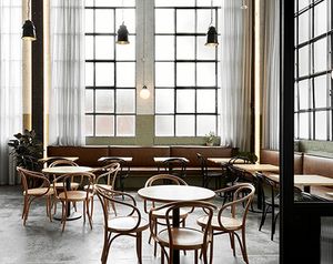 کافه و فودکورت